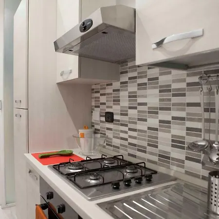Bilocale Immediati Pressi Piazza Sabotino Apartment